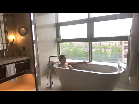 ❤️ Riesiges Babe wichst leidenschaftlich ihre Muschi im Badezimmer ❌ Quality sex bei porn de.onetubes.top ❌️