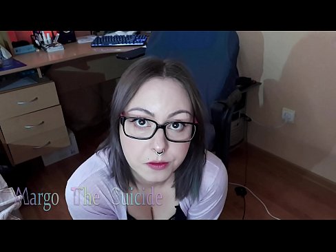 ❤️ Sexy Girl mit Brille saugt Dildo tief vor der Kamera ❌ Quality sex bei porn de.onetubes.top ❌️